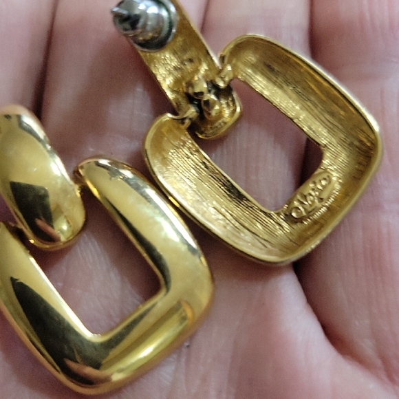 NAPIER Earrings - Picture 2 of 2